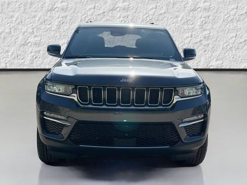 Used 2025 Jeep Grand Cherokee Limited RWD image 8