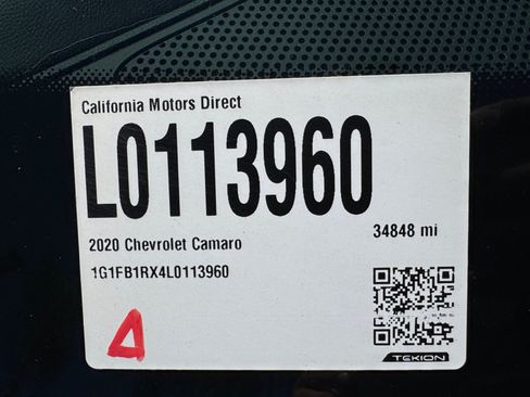 Used 2020 Chevrolet Camaro LT RWD image 17