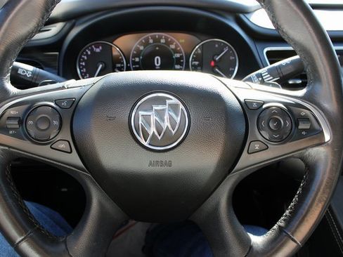 Used 2018 Buick LaCrosse Essence image 21