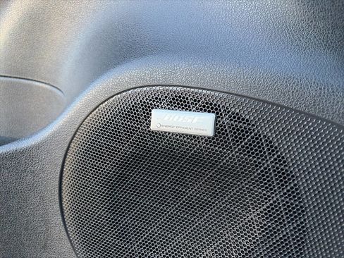 Used 2016 Nissan Leaf SV w/ Premium Package image 41