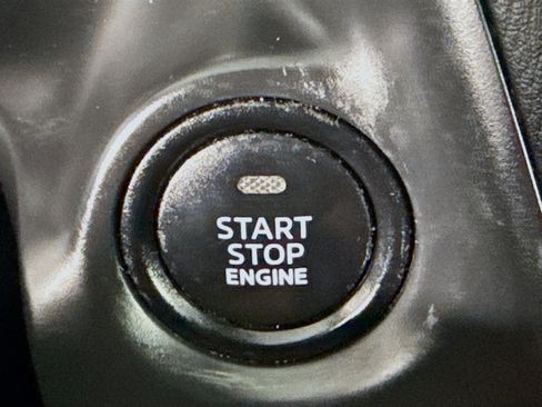 Used 2018 MAZDA MAZDA3 Touring image 21