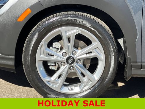 Used 2022 Hyundai Kona SEL w/ Convenience Package image 26