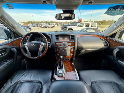 Used 2015 INFINITI QX80 2WD image 16
