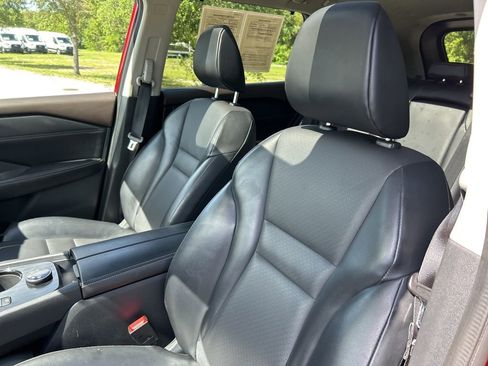 Used 2021 Nissan Rogue SV w/ Premium Package AWD/4WD image 20
