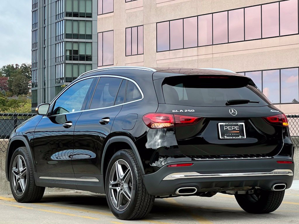 Used 2023 Mercedes-Benz GLA 250 4MATIC image 4