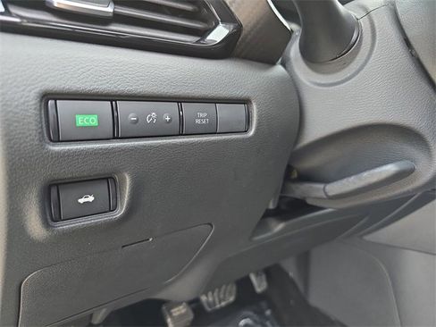 Used 2023 Nissan Sentra SV w/ All-Weather Package image 28