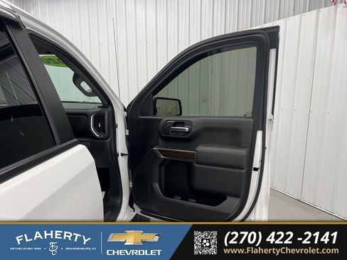 Used 2020 Chevrolet Silverado 1500 LT w/ All-Star Edition image 14