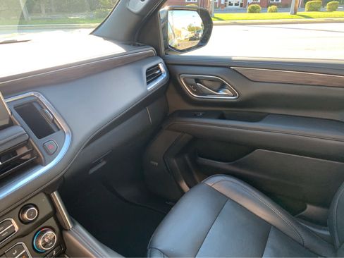 Used 2021 Chevrolet Tahoe Z71 w/ Z71 Signature Package image 20