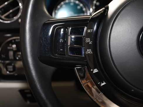 Used 2020 Rolls-Royce Cullinan image 57