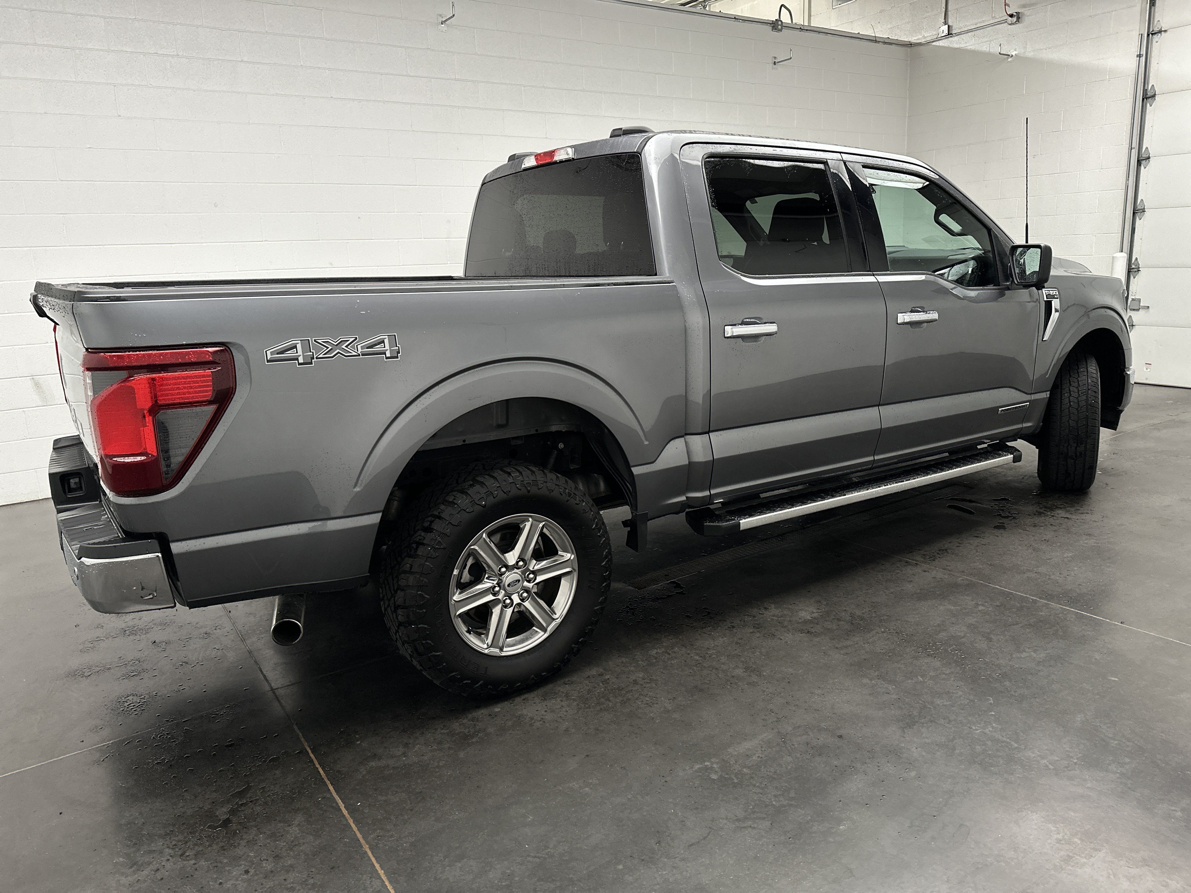Used 2024 Ford F150 XLT w/ Mobile Office Package AWD/4WD image 10