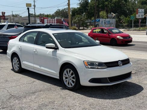 Used 2013 Volkswagen Jetta SE FWD image 5