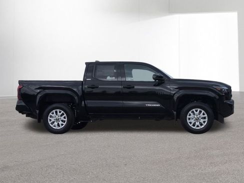 New 2026 Toyota Tacoma SR5 image 4