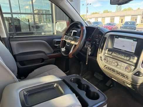 Used 2017 GMC Sierra 1500 SLE w/ SLE Value Package AWD/4WD image 8