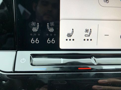 New 2026 Volkswagen Atlas SE image 28