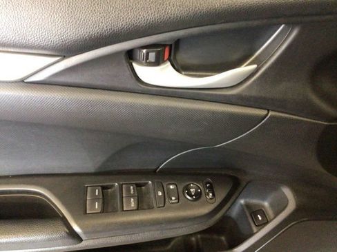 Used 2019 Honda Civic Sport image 25