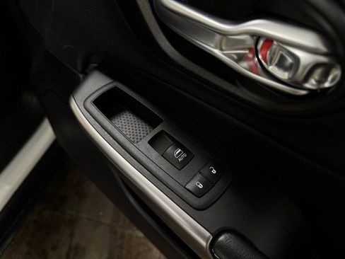 Certified 2022 Jeep Cherokee Limited image 18