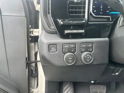 New 2026 Chevrolet Silverado 2500 ZR2 w/ LPO, Dark Essentials Package AWD/4WD image 18