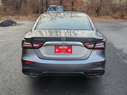 Used 2023 Nissan Maxima SV w/ Floor Mat Group image 5