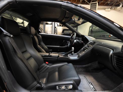 Used 2003 Acura NSX T image 85