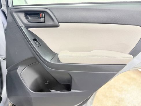 Used 2015 Subaru Forester 2.5i Premium image 28