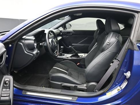 Used 2024 Toyota GR86 Premium RWD image 11