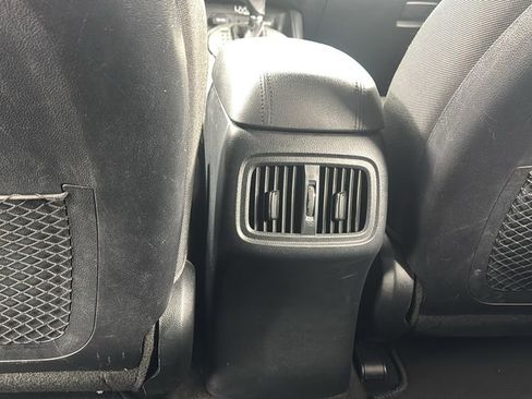 Used 2015 Kia Sportage LX image 38