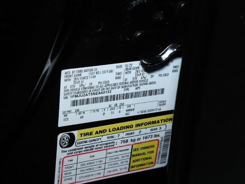 Used 2022 Ford Expedition Limited image 45