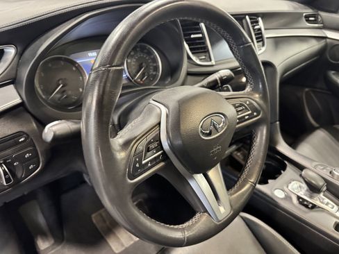 Used 2020 INFINITI QX50 Essential w/ Edition 30 Package image 10
