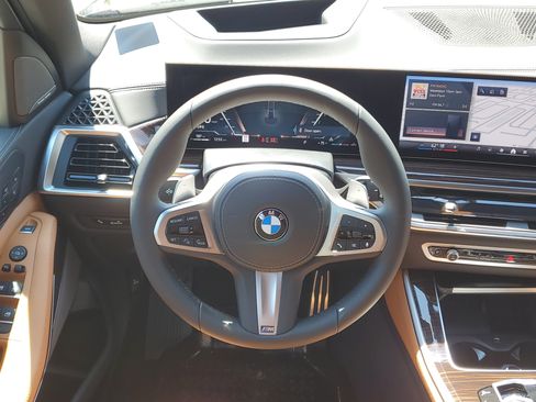 New 2026 BMW X5 xDrive40i w/ M Sport Package AWD/4WD image 22