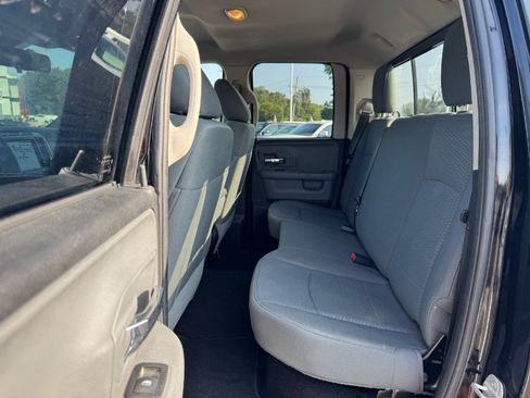 Used 2014 RAM 1500 Classic SLT AWD/4WD image 16