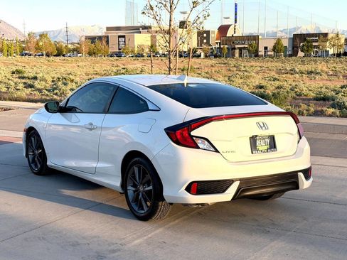 Used 2020 Honda Civic EX image 8