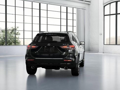 New 2026 Mercedes-Benz GLA 35 AMG 4MATIC image 24
