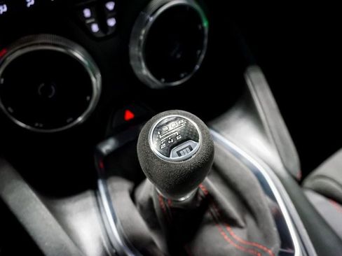 Used 2023 Chevrolet Camaro ZL1 RWD image 21