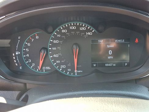 Used 2021 Chevrolet Trax LT FWD image 23