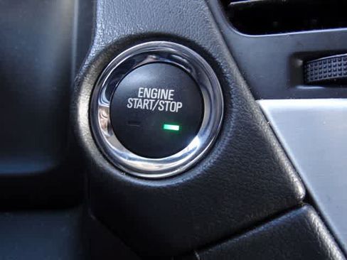 Used 2018 GMC Yukon SLT AWD/4WD image 22