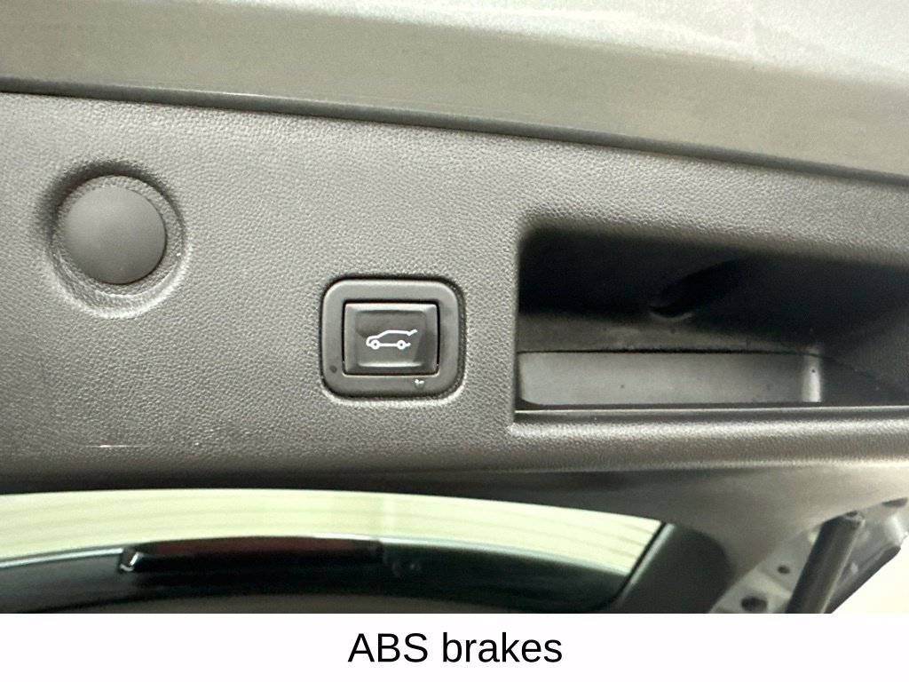 Used 2024 Chevrolet Equinox LT w/ LPO, Floor Liner Package AWD/4WD image 31