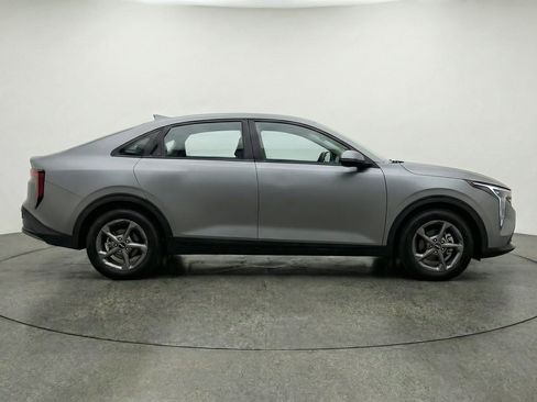 Used 2025 Kia K4 FWD image 11