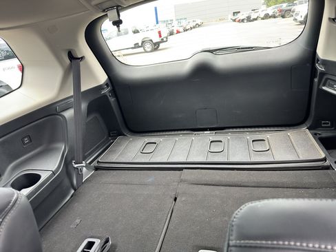 Used 2023 Honda Pilot EX-L image 10
