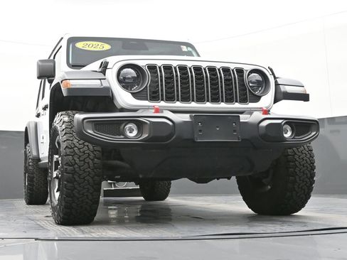 Used 2025 Jeep Wrangler Unlimited Rubicon image 54
