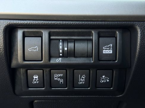 Used 2018 Subaru Outback 2.5i Premium AWD/4WD image 22