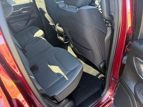 Used 2025 RAM 1500 Big Horn AWD/4WD image 37