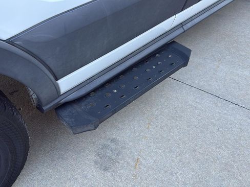 Used 2018 Ford Transit 150 XLT image 5