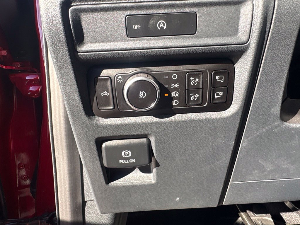 Used 2025 Ford F150 XLT w/ Equipment Group 302A MID AWD/4WD image 14