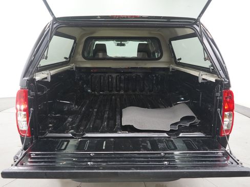 Used 2019 Nissan Frontier S image 15