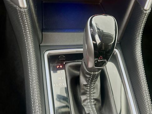 Used 2020 Subaru Forester Limited image 25