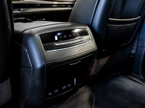 Used 2022 Cadillac Escalade ESV Sport Platinum w/ Heavy-Duty Trailer Package AWD/4WD image 62