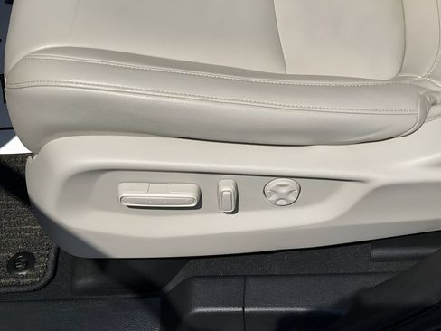 Used 2025 Honda Odyssey EX-L image 17