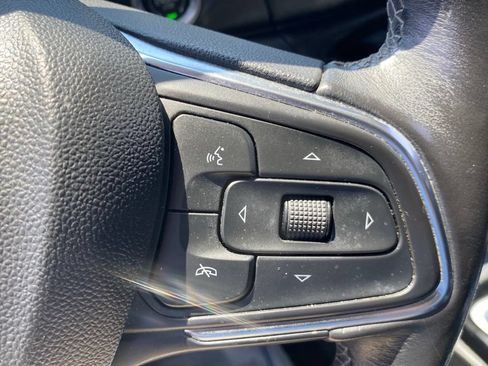 Used 2020 Buick Encore GX Essence AWD/4WD image 28