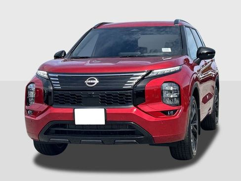 New 2026 Nissan Rogue Platinum image 7