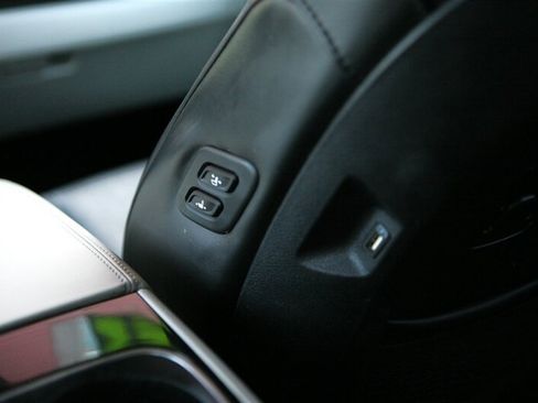 Used 2022 Kia Carnival SX image 23